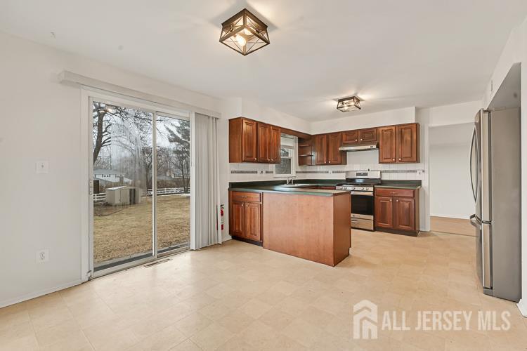 1040 Hillside Drive, North Brunswick, NJ, 08902 image 11