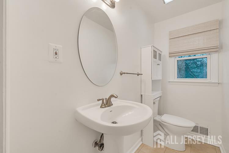 1040 Hillside Drive, North Brunswick, NJ, 08902 image 21