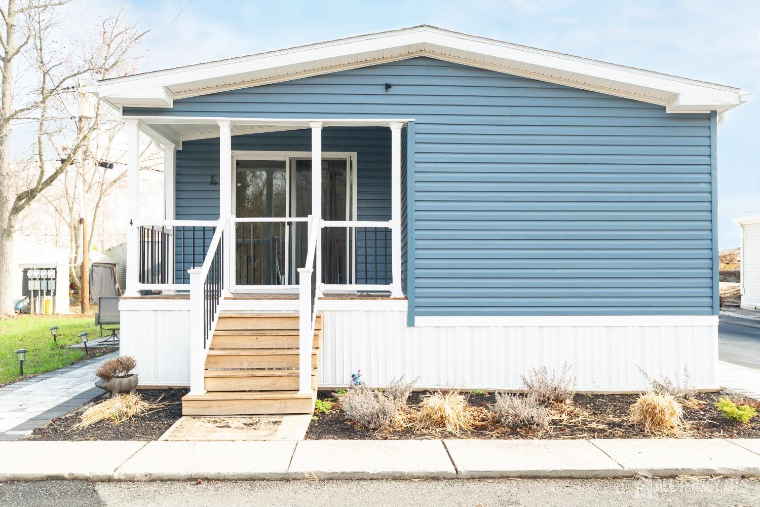 4 Oakdale Village Drive Image 2