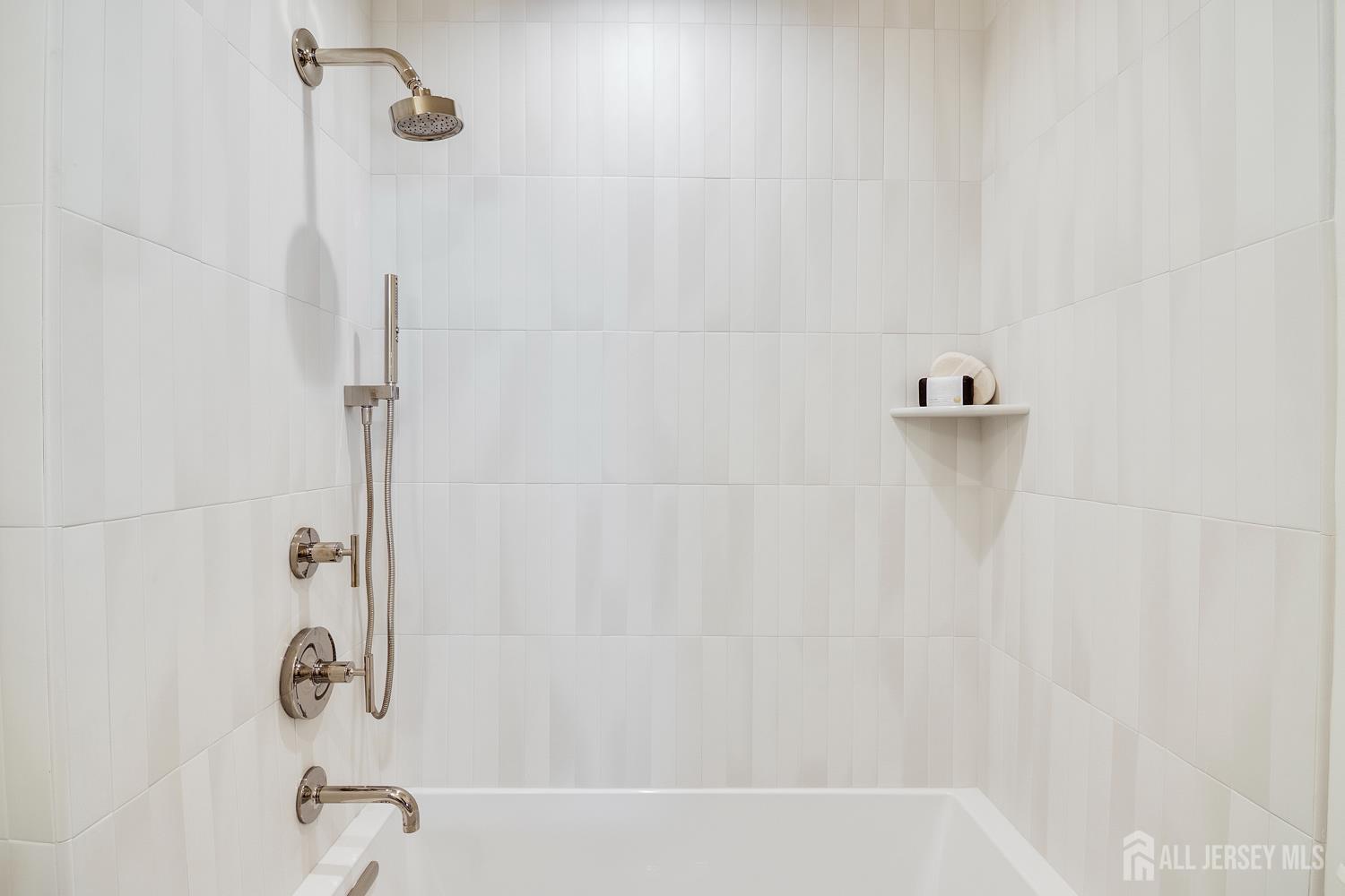 1 Channel Drive 1707, Monmouth Beach, NJ, 07750 image 18