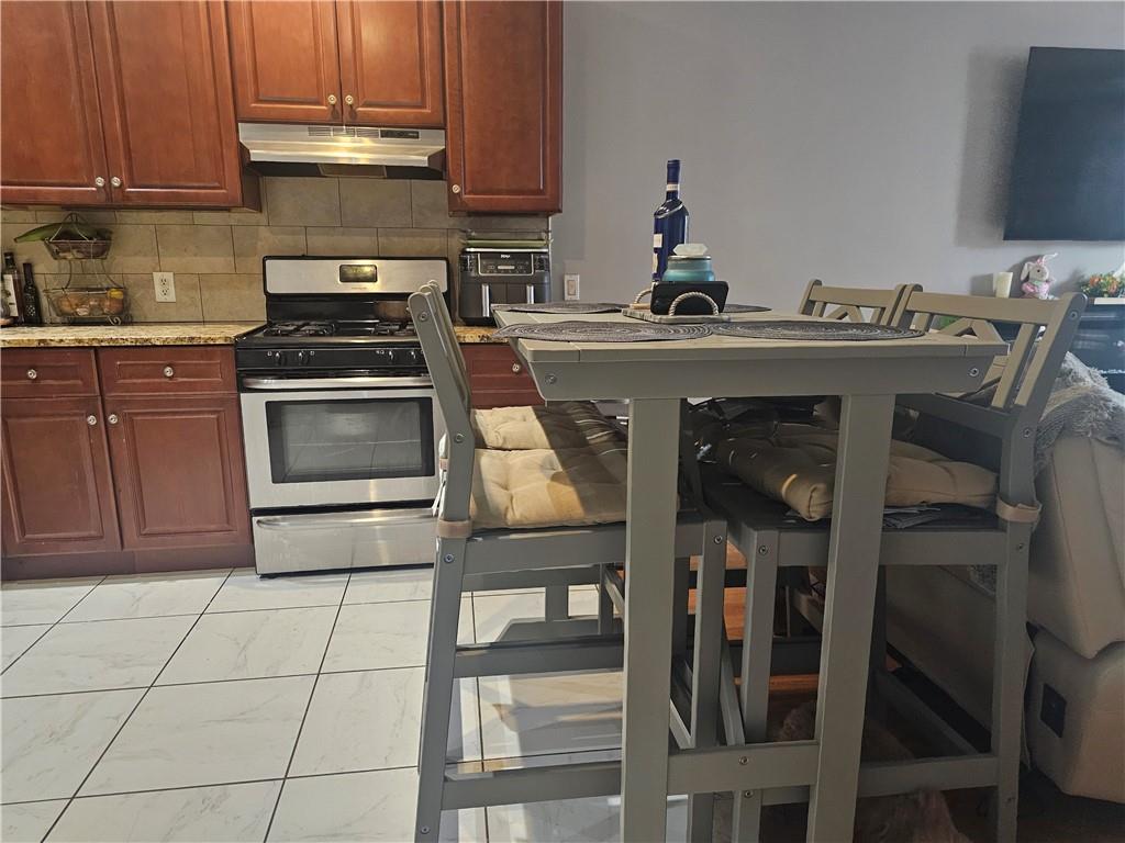 2818 West 17th Street 3A Image 3