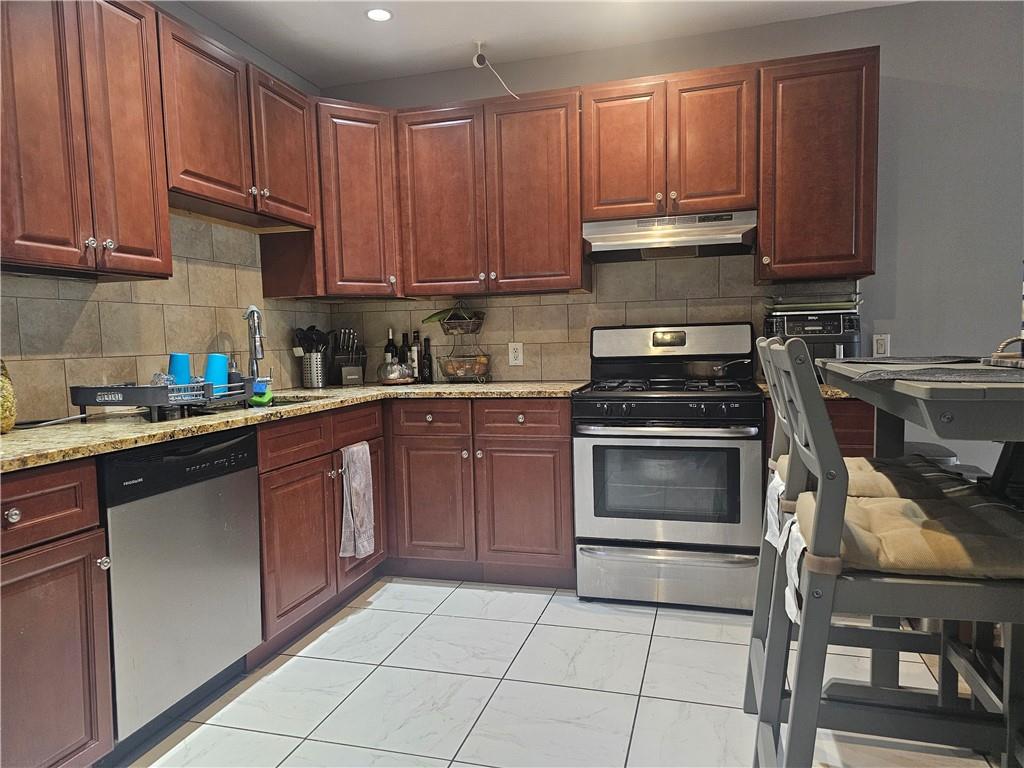 2818 West 17th Street 3A Image 4