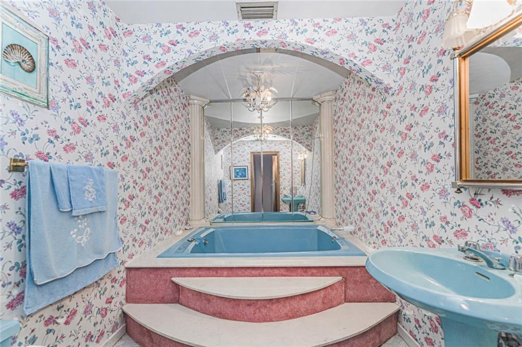 15 Herkimer Street, Staten  Island, New York, 10301 image 19