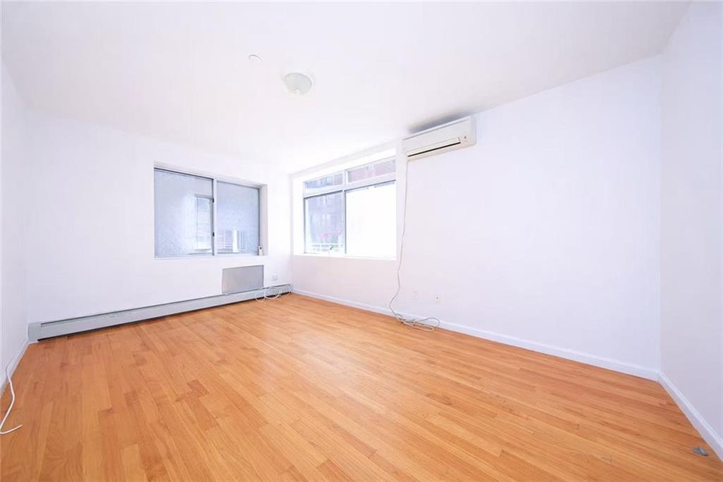 8106 Baxter Avenue 2B, Elmhurst, New York, 11373 image 6