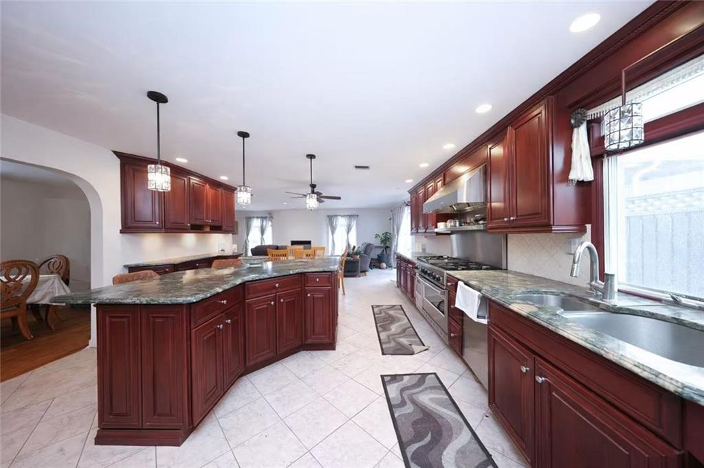 335 Lightner Avenue, Staten  Island, New York, 10314 image 6