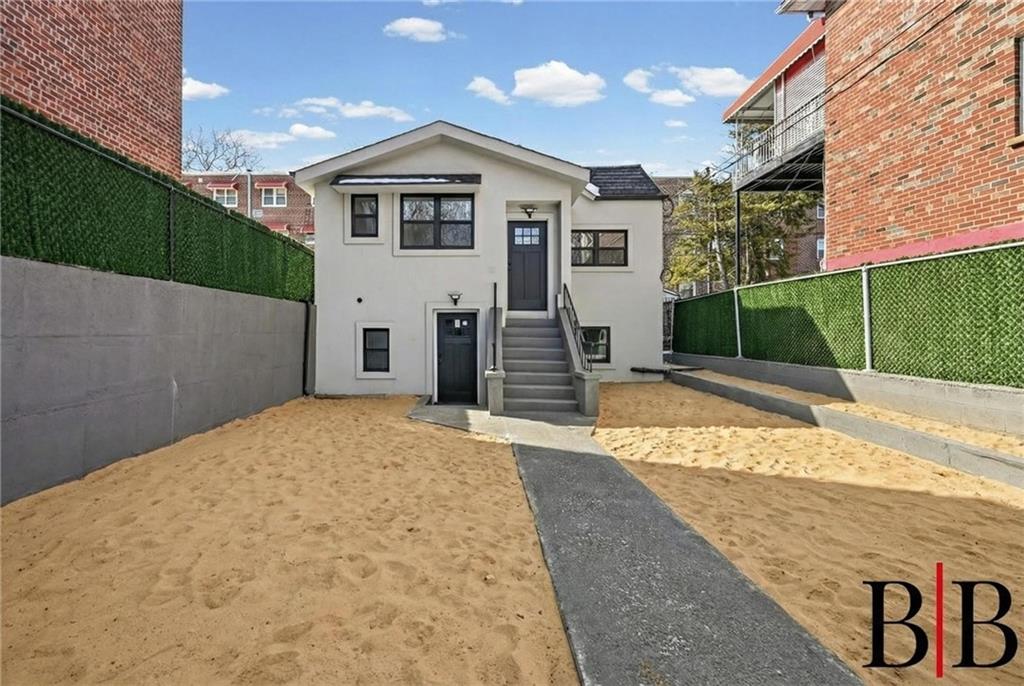 552 East 80th Street Image 1