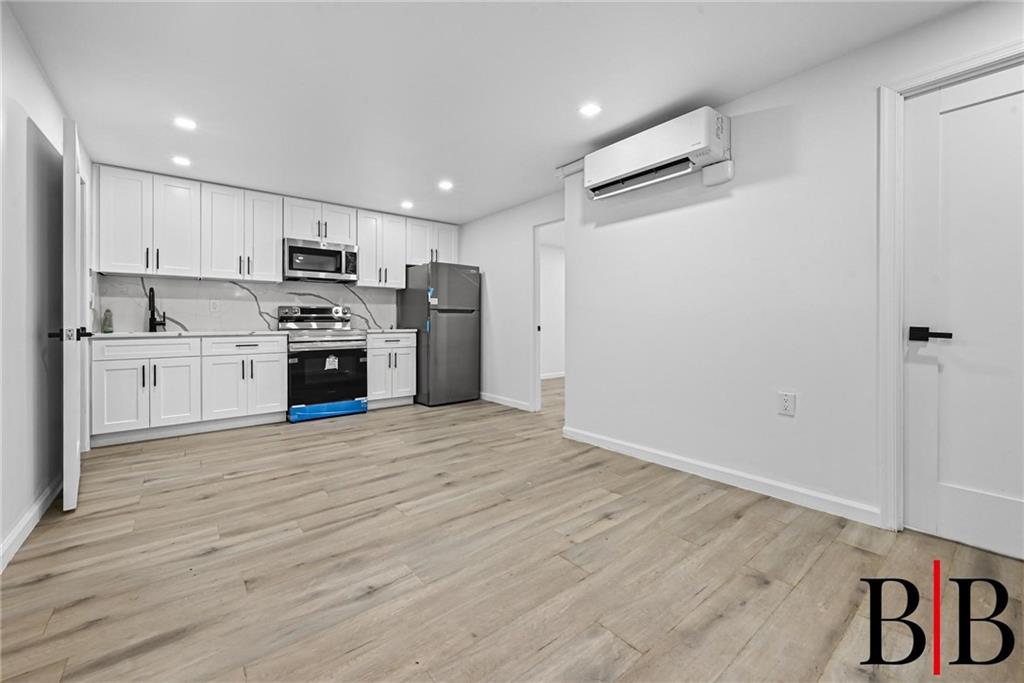 552 East 80th Street Image 4