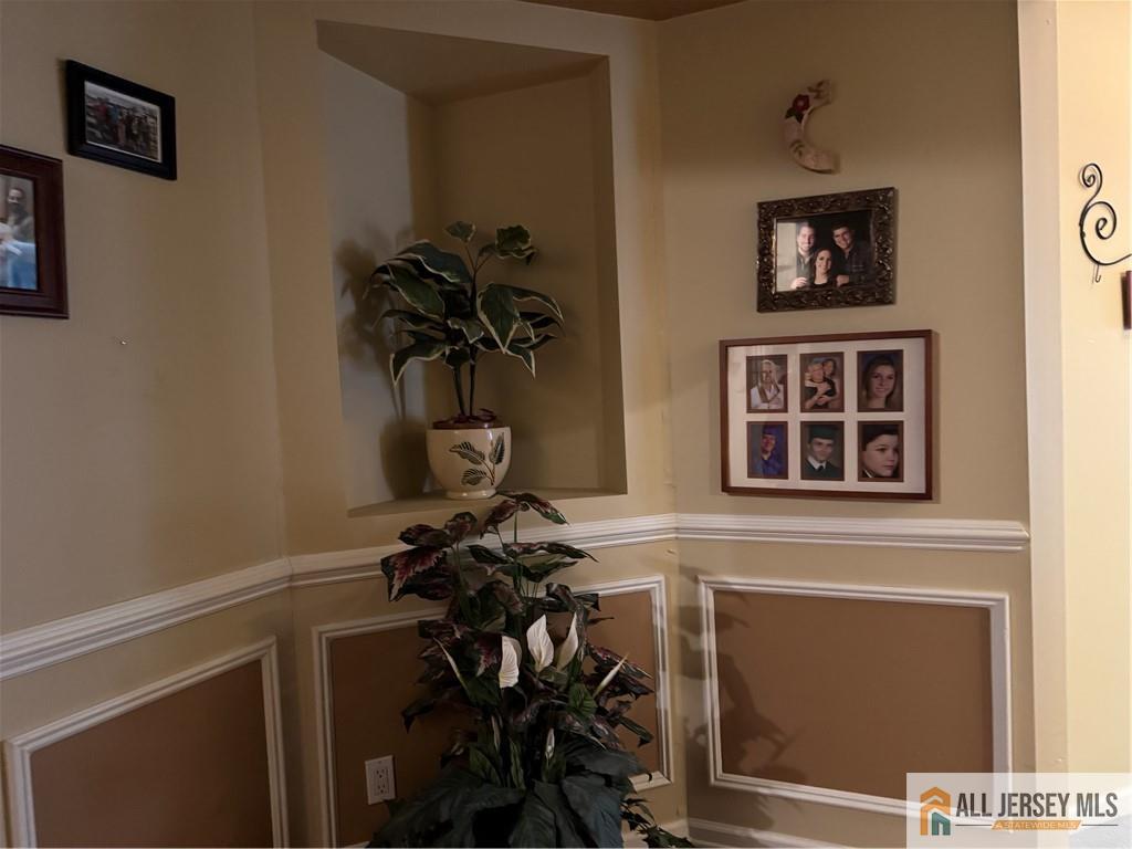 1113 Cedar Village Boulevard Image 4