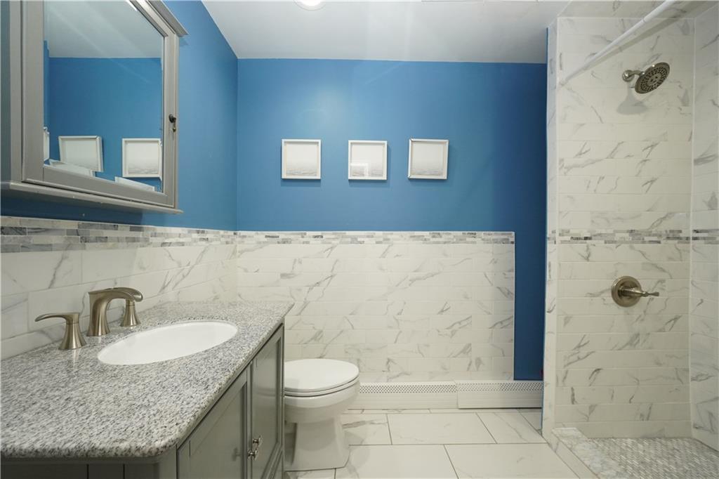 85 Oswald Place, Staten  Island, New York, 10309 image 17