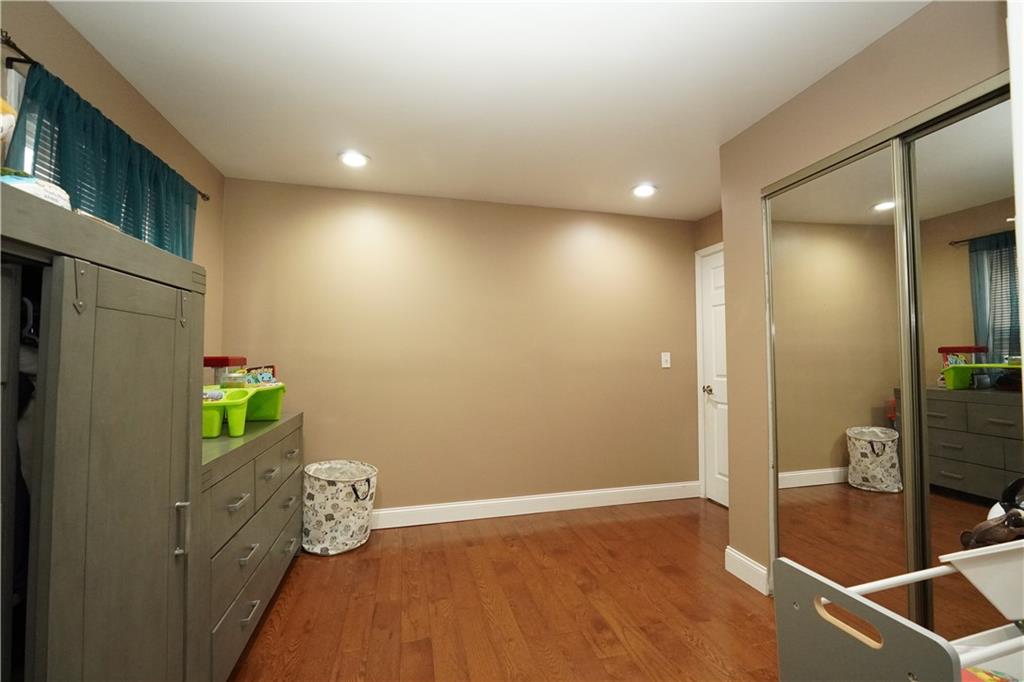 85 Oswald Place, Staten  Island, New York, 10309 image 18