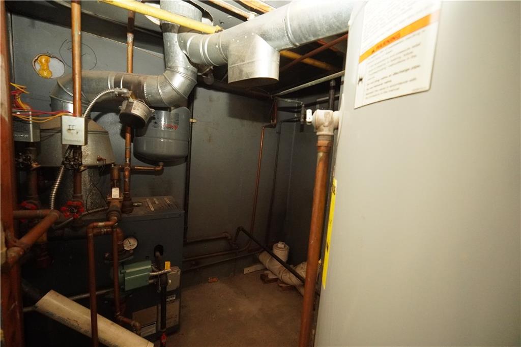 85 Oswald Place, Staten  Island, New York, 10309 image 24