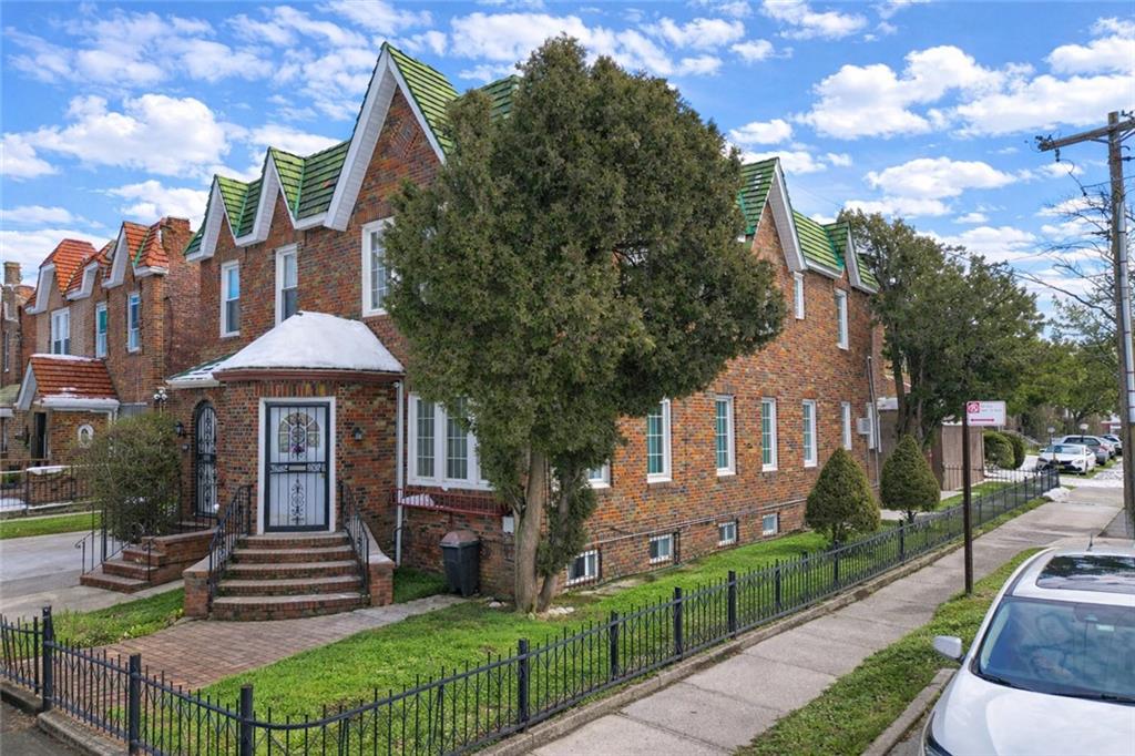 4702 Avenue I Image 2