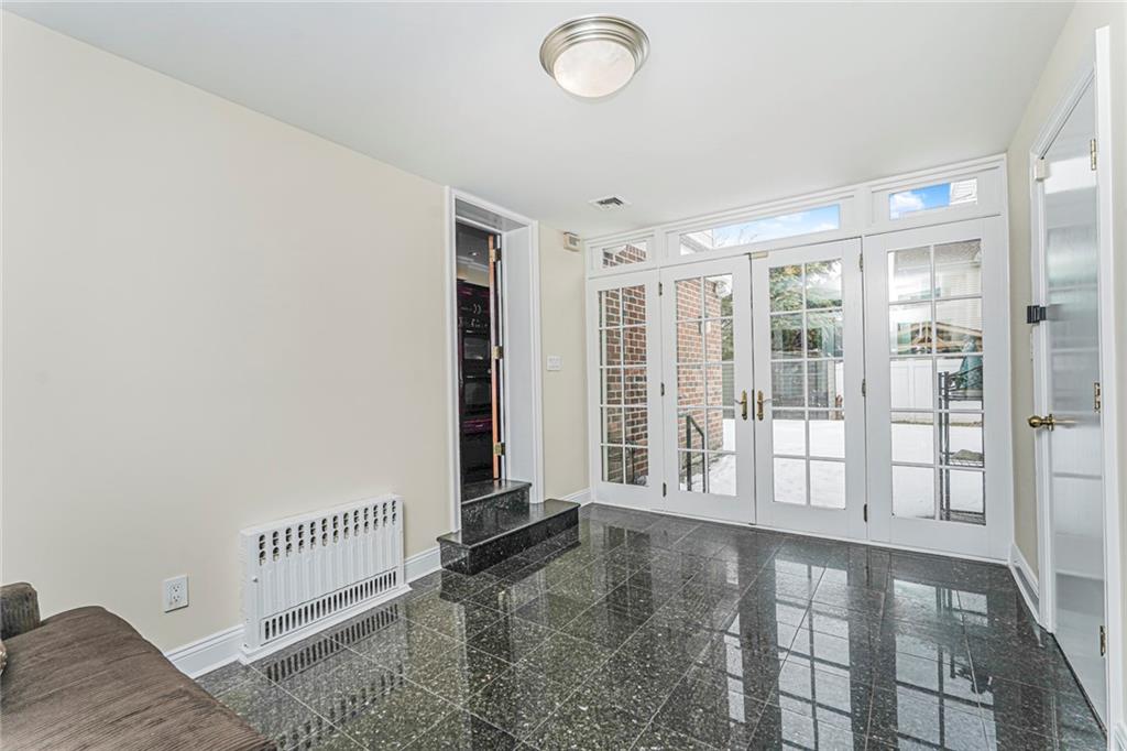 45 College Avenue Image 5