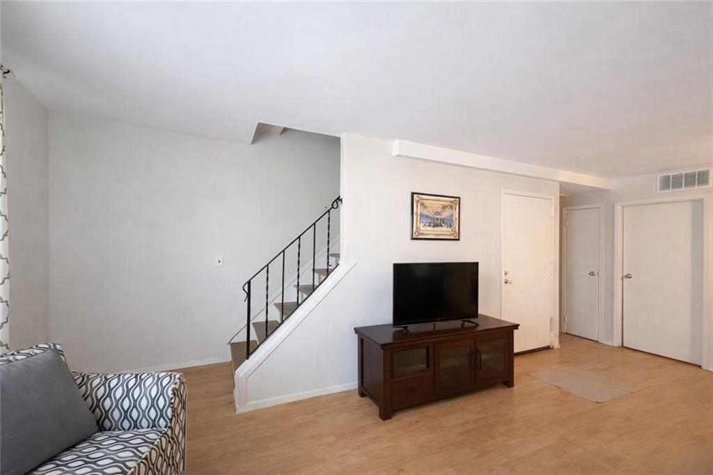 21 Richmond Court Image 2