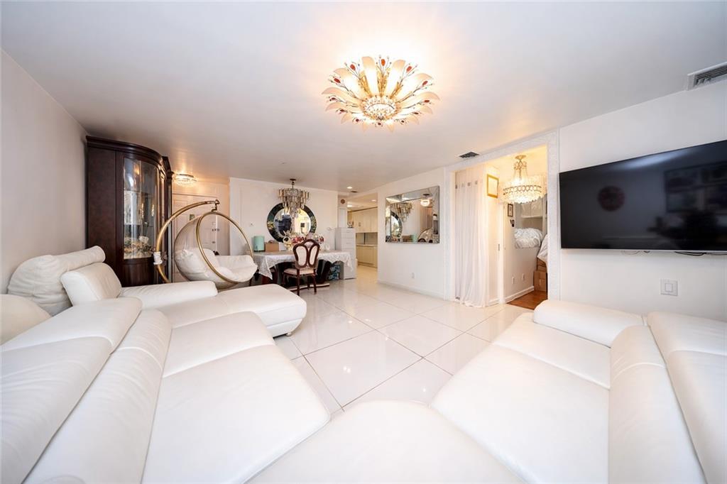 339 Avenue P 2A Image 4