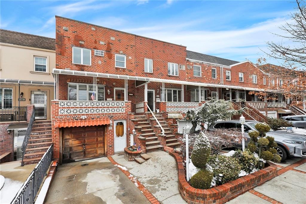 350 Bay 10th Street Image 2