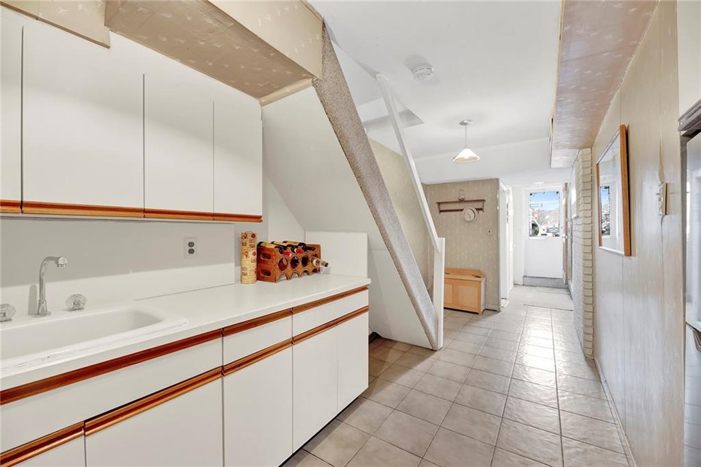 350 Bay 10th Street, Brooklyn, New York, 11228 image 27