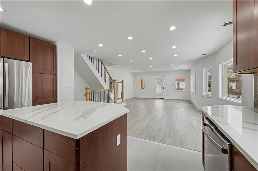 3912 Lyme Avenue, Brooklyn, New York, 11224 image 11