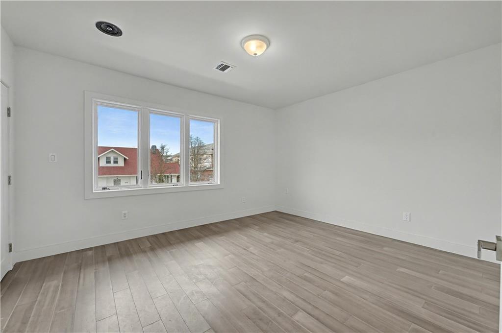 3912 Lyme Avenue, Brooklyn, New York, 11224 image 24