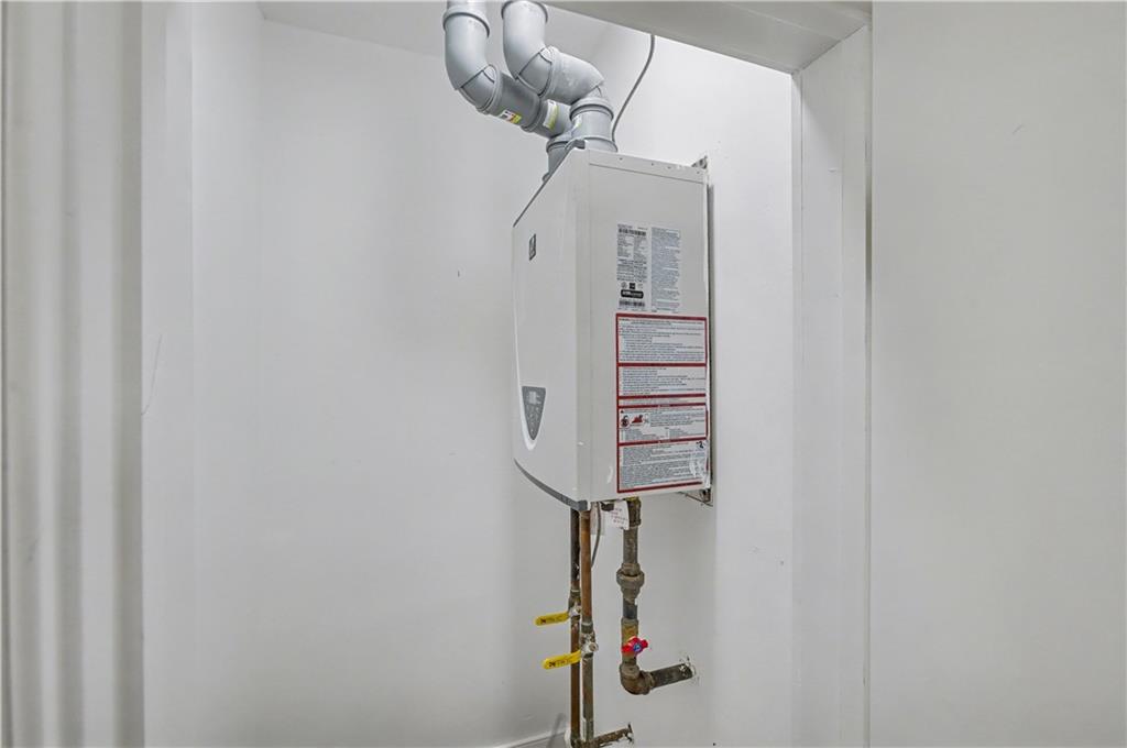 3912 Lyme Avenue, Brooklyn, New York, 11224 image 26