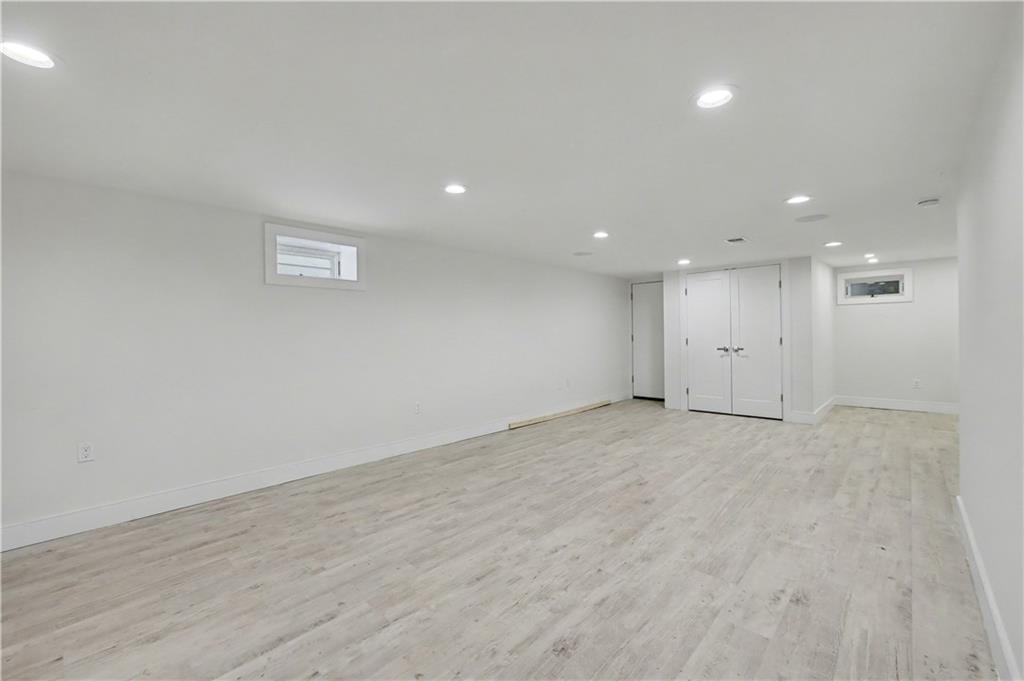 3912 Lyme Avenue, Brooklyn, New York, 11224 image 29