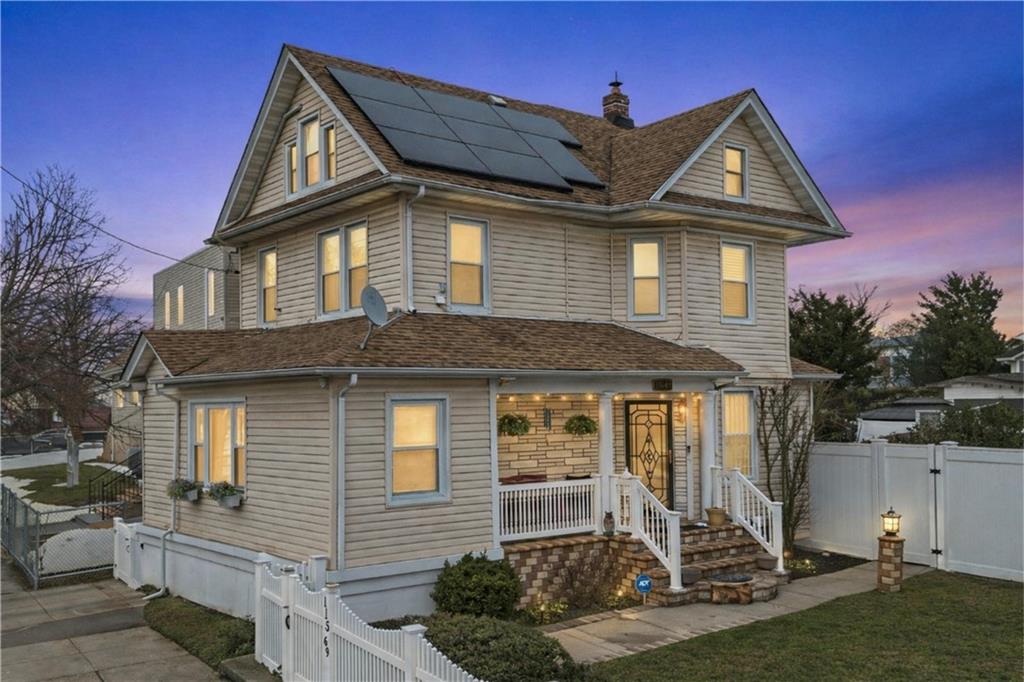 11569 Farmers Boulevard, Queens, New York, 11412