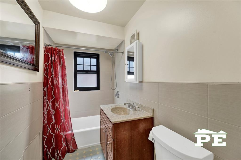 4204 Avenue I, Brooklyn, New York, 11210 image 18