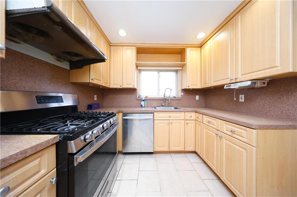 251 67th Street, Brooklyn, New York, 11220 image 13