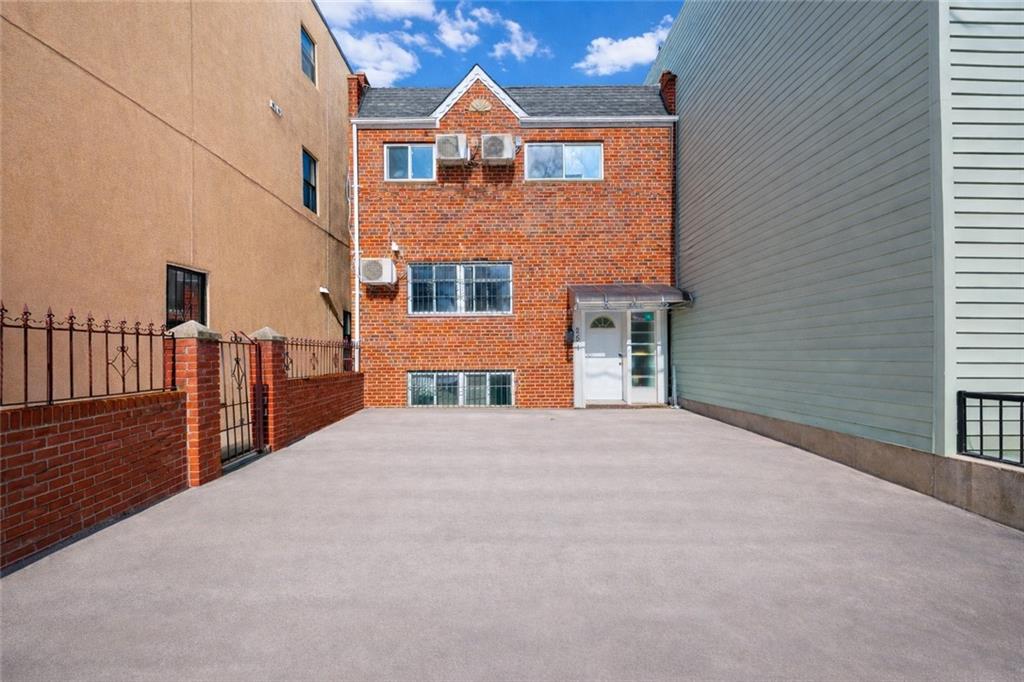 251 67th Street Image 3