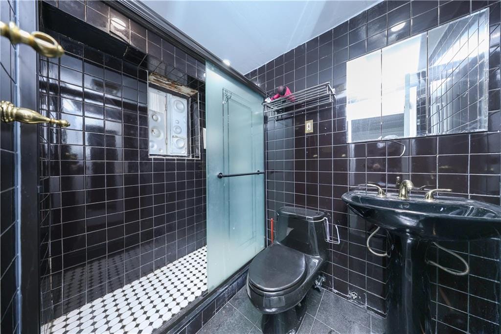 251 67th Street, Brooklyn, New York, 11220 image 26