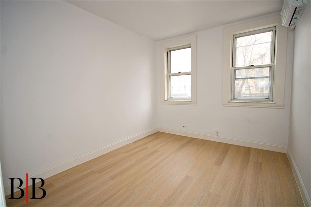 1498 East 95th Street, Brooklyn, New York, 11236 image 9