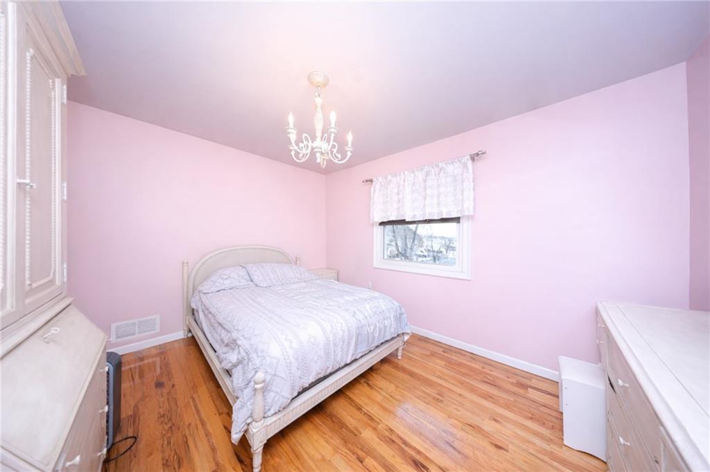 69 Woehrle Avenue, Staten  Island, New York, 10312 image 16