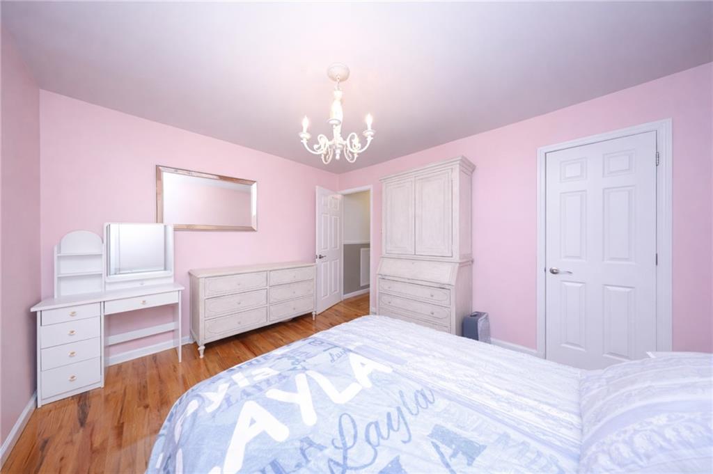 69 Woehrle Avenue, Staten  Island, New York, 10312 image 17