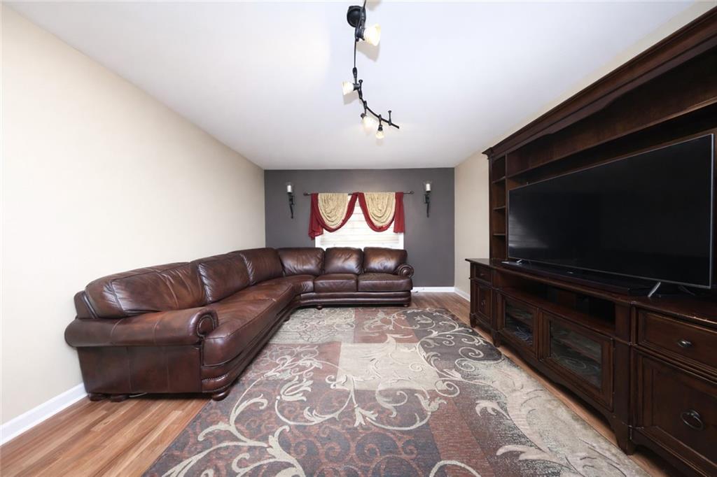 69 Woehrle Avenue, Staten  Island, New York, 10312 image 6