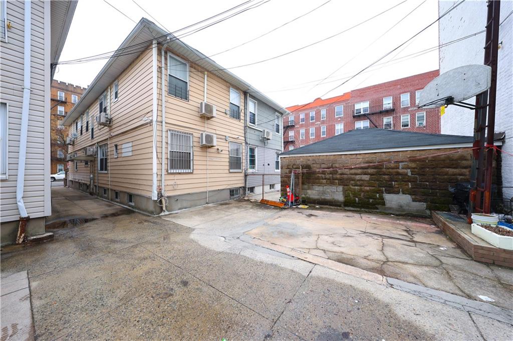 6322 23rd Avenue Image 2