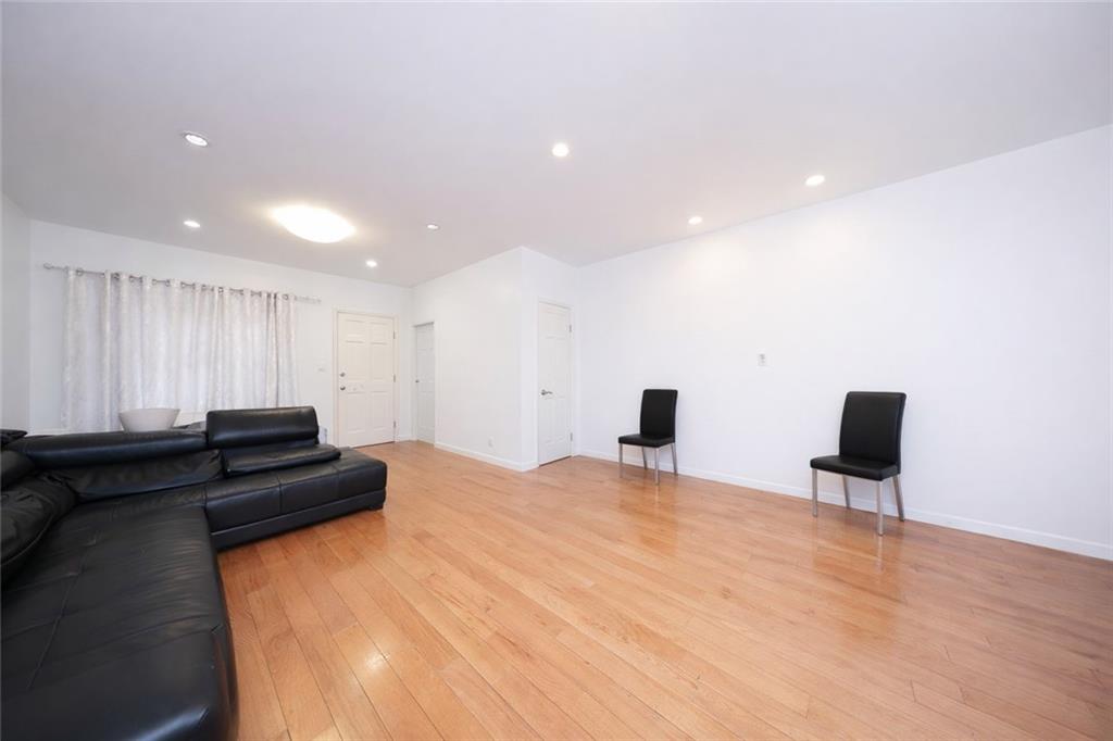 6322 23rd Avenue Image 3