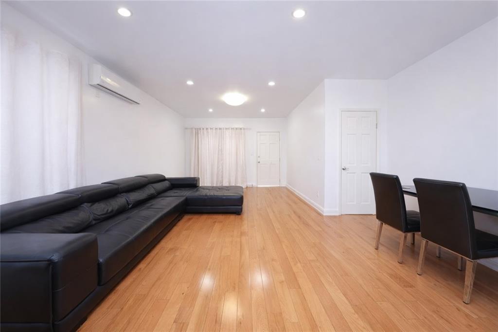 6322 23rd Avenue Image 4