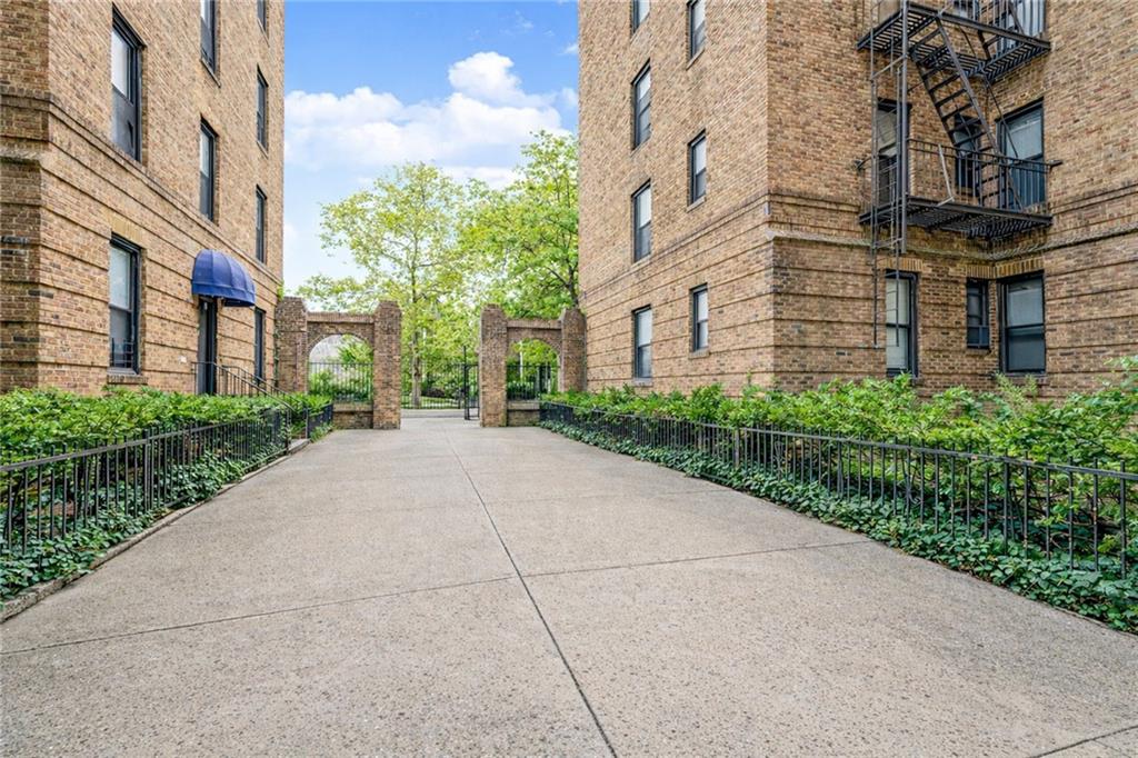 351 Marine Ave B5, Brooklyn, New York, 11209 image 17