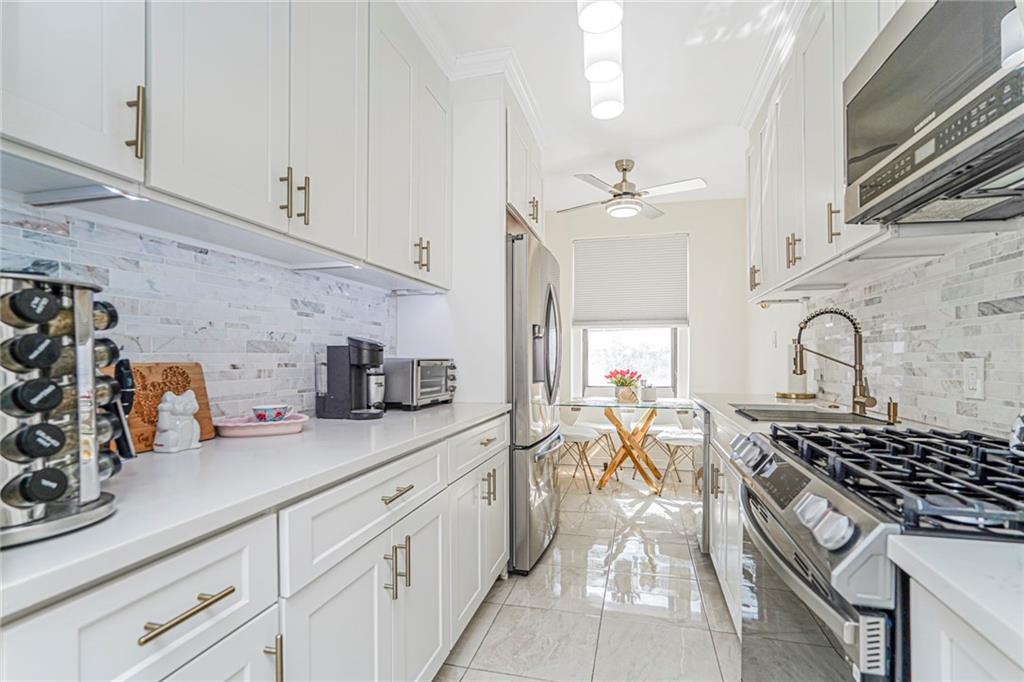 351 Marine Ave B5, Brooklyn, New York, 11209 image 7