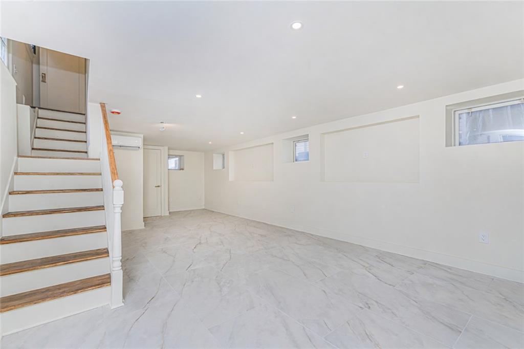 332 Willowbrook Road, Staten  Island, New York, 10314 image 15