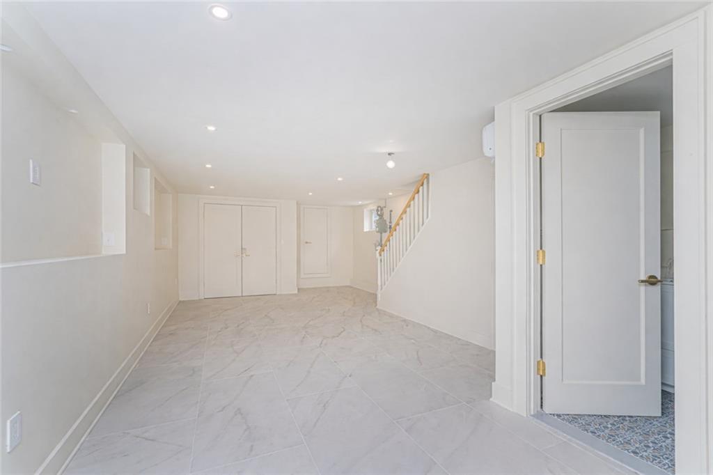 332 Willowbrook Road, Staten  Island, New York, 10314 image 16