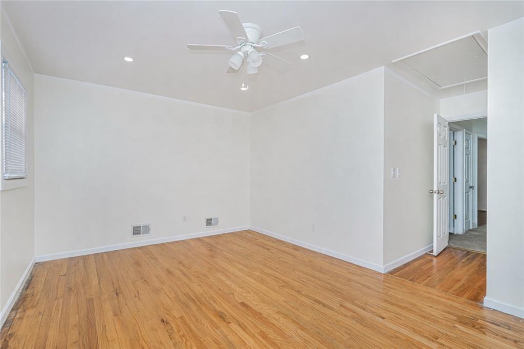 310 Chesterton Avenue, Staten  Island, New York, 10306 image 11