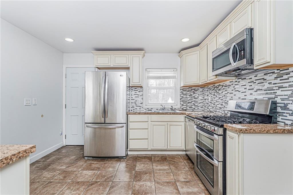 310 Chesterton Avenue Image 4