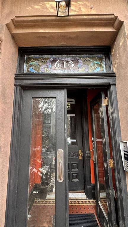 613 Jefferson Avenue Image 2