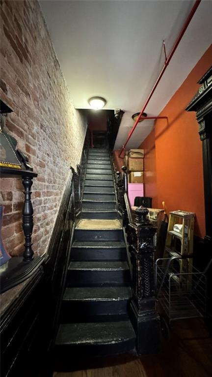 613 Jefferson Avenue Image 4