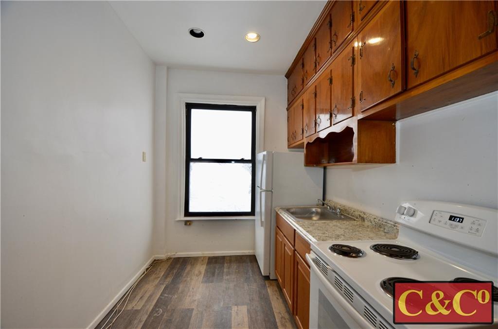 1664 East 4th Street, Brooklyn, New York, 11230 image 26