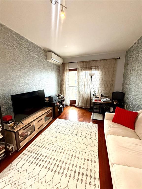 1917 Avenue X Avenue 5A Image 4