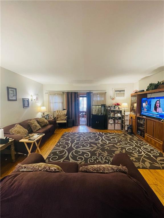 12 Kingsbridge Avenue Image 3