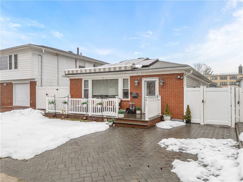 223 Park Street Image 2