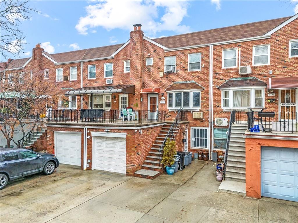 2739 Brown Street Image 2